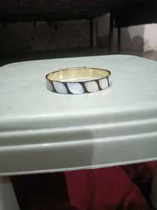 Brazaletes Vintage con Incrustaciones de Moissanita Hechos a Mano para un Estilo Atemporal y un Lujo Refinado para el Día a Día - Product Image 3