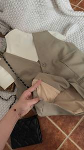 Conjunto de Top sin Mangas con Botones y Pantalones Cortos de Alta Calidad para Mujer - Product Image 5