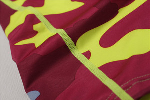 Vente en gros de t-shirts de sport pour hommes à manches courtes, personnalisés, à séchage rapide, respirants, en spandex et nylon, pour MMA, gym, fitness, OEM - Product Image 4