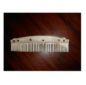 Peigne à cheveux en os de buffle viking de qualité artisanale écologique, style sculpté, agate d'Inde, os naturel, massage du cuir chevelu, peigne courant - Product Image 4