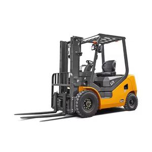 Chariot élévateur diesel à pneus pneumatiques, chariot élévateur à mât à trois sections, manutention de matériaux en intérieur - Product Image 1