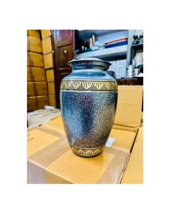 Urna Funeraria de Latón Elegante para Adultos, para Cenizas Humanas, Completamente Grabada, Acabado de Alta Calidad, a Prueba de Fugas, Capacidad de 220 Pulgadas Cúbicas, Diseño Moderno - Product Image 5