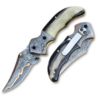 Couteau pliant personnalisé en acier Damas avec bouton poussoir et manche en bois, couteau de poche tactique OEM pour la chasse et le camping