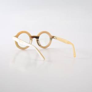 แว่นตาเขาควายแบบคลาสสิกกรอบแว่นสายตาคุณภาพสูงสำหรับผู้ชายและผู้หญิง - Product Image 3