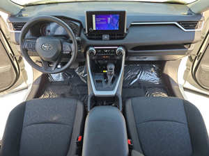 Usado 2024 T * oyota RAV4 XLE - Product Image 3