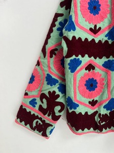 Chaqueta Suzani Unisex con Bordado Floral, Abrigo de Invierno con Capas de Algodón, Tela TNT, Ropa de Invierno, Regalo Moderno de Lujo - Product Image 4