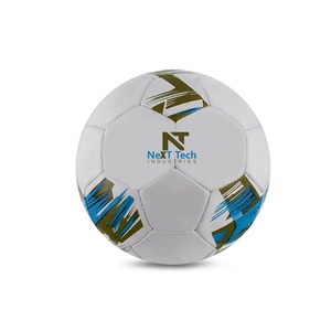 Tech Industries Ballon d'entraînement de football Matériau PU à des fins d'entraînement avec un design personnalisé et un logo personnalisé - Product Image 4