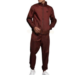 Chándales Deportivos Personalizados de Alta Calidad para Hombre, Transpirables, Tallas Grandes, Ropa Deportiva de Primavera, Más Vendidos - Product Image 1