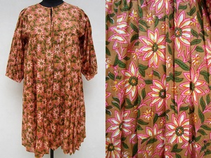 Nouveauté, mini robe bohème pour femme, magnifique mousseline de soie rose imprimé floral, encolure ronde avec liens tissés, style mini maxi - Product Image 2