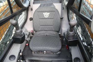Compre cargadoras compactas de orugas Case SV340B nuevas y usadas en venta - Product Image 5