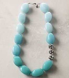 Collier de style féerique en résine imitation antique pour femmes et hommes, avec taille et couleur personnalisables, design européen - Product Image 3