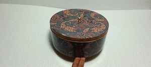 ชามสลัดไม้เคลือบเอนาเมล ใช้กับเครื่องล้างจานได้ เหมาะสำหรับรับประทานที่บ้านและเป็นของแจก ทำด้วยมือ เป็นมิตรกับสิ่งแวดล้อม - Product Image 6