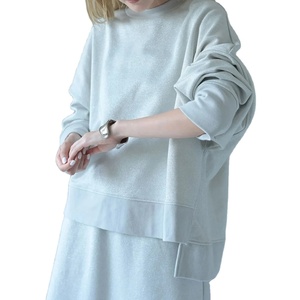 Sweat-shirts pour femmes de haute qualité OEM, derniers modèles oversize, sweat-shirt à logo personnalisé imprimé pour femmes, prix bas, tendance - Product Image 1