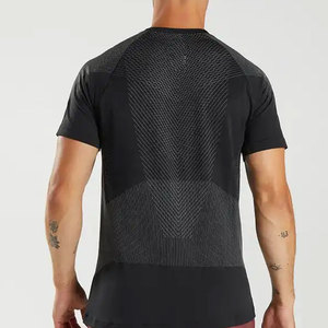 เสื้อยืดสำหรับผู้ชายเสื้อยืดพิมพ์ลายพิมพ์ซับลิเมชันที่ดีที่สุดสำหรับใส่เล่นฟิตเนสเข้ายิมโลโก้ออกแบบได้ตามต้องการ - Product Image 4