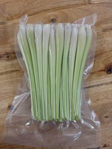 Bâtonnets de citronnelle surgelés IQF de qualité supérieure, entiers, pour la transformation alimentaire, en vrac, prêts à l'emploi - Product Image 3
