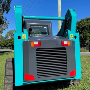 Sunward SWTL0-4538 chargeuse compacte à dérapage assez usagé disponible à la vente à des prix très abordables - Product Image 4