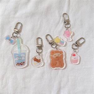 Porte-clés mignons en acrylique et plastique, thème féerique et anime – Designs personnalisés durables, imprimés en typographie, logo et couleur sur mesure pour votre marque - Product Image 3