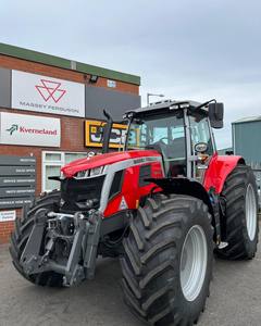 Tracteur agricole MF 7s.210 Tier 3 125 CV 4x4 avec transmission Dyna-4 disponible à la vente - Product Image 1