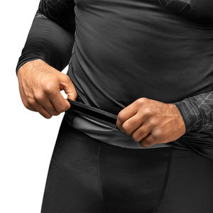 Rash Guard respirant pour hommes personnalisable UPF 50 + Compression Fit pour le surf, la natation et les sports nautiques Remises sur les commandes en gros - Product Image 3