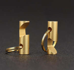 Abrebotellas de latón moderno duradero ecológico para decoración de barras de cocina y coleccionistas - Product Image 6