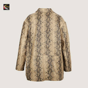 Chaquetas de piel de oveja con patrón de serpiente para hombre de alta calidad fábrica a granel - Product Image 2