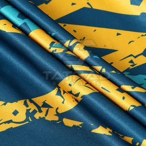 Conjunto de Camiseta y Pantalones Cortos de Fútbol 2025 Totalmente Personalizado, Transpirable, Ligero y de Secado Rápido, Venta Directa de Fábrica, 100% Poliéster - Product Image 6