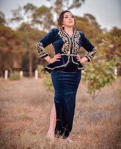 NUEVO-ELEGANTE-BORDADO EN EL NAVY-BLUE-JACKET-KARAKOU-DRESS CON Cuentas De Cristal Adornadas, piedra, Trabajo Dabka PARA Boda = 2024 - Product Image 1