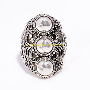 แหวนเงินแท้ 925 ทำมือ ดีไซน์ทรงโดมสามชั้น ประดับลายฉลุแบบออกซิไดซ์ - Product Image 2