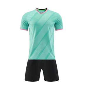 Maillot de football unisexe à col en V, imprimé, respirant, à rayures multicolores, en polyester, fabriqué par un fabricant professionnel - Product Image 1