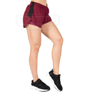Shorts de gymnastique pour femmes de grande taille avec ajustement serré pour l'entraînement et les performances de gymnastique Shorts de gymnastique pour femmes avec tissu évacuant l'humidité - Product Image 1