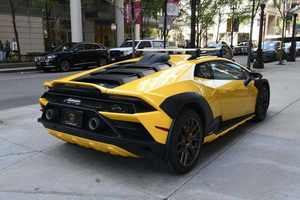 LIMPIO 2024 L a m b o r g H I n i Hu Racan Estado excepcional - Product Image 5