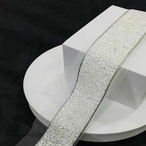 Bordure en tissu de dentelle Moti faite à la main Jharkhand pour mariée Lehengas Dupattas et tenues de créateurs pour saris - Product Image 4