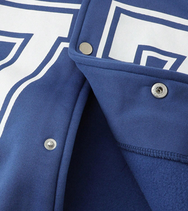 Chaqueta universitaria personalizada de lana y cuero para hombre, fabricante OEM y ODM, ropa de abrigo estilo Letterman universitario, suministro de uniforme de equipo a granel - Product Image 5