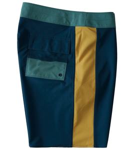 Shorts d'été en polyester 100% pour hommes, style 2024, impression personnalisée du logo, élastiques, décontractés, shorts de bain pour hommes - Product Image 3