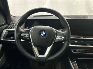 SUV X5 3L I6 Híbrido xDrive50e AWD 2024 Negro, Usado en Excelentes Condiciones y a un Precio Increíble, Asientos de Cuero, Techo Solar Automático - Product Image 2