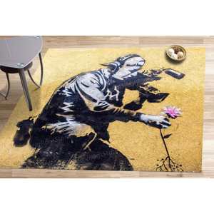 Tapis en laine imprimé - Design graffiti de caméraman Banksy, texture chenille, dos en latex écologique, patchwork traditionnel - Product Image 1