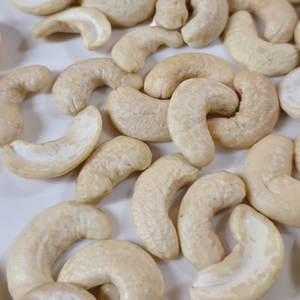 Offre Spéciale! Noix Noyaux SANTIGO Kaju Badam Noix de cajou Cassé WS Faible quantité minimale de commande - Product Image 1