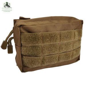 Pochette tactique portable confortable en nylon/polyester avec bandoulière pour le camping, la randonnée, les voyages et les activités de plein air - Product Image 1
