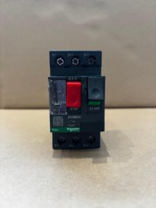 Disyuntor de motor magnético térmico Schneider TeSys GV2ME04 3P 0,4-0.63A Disyuntor de protección de 3 polos 100kA Capacidad de ruptura - Product Image 5