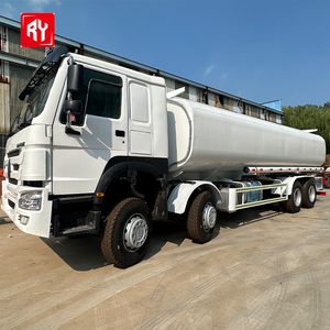8x4 Öltank LKW <span class=keywords><strong>Tank</strong></span> Größe 10 Cbm 10000 Liter Aluminium Made Öltank wagen zum Verkauf - Product Image 3