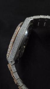 นาฬิกาฮิปฮอปสุดหรูสำหรับผู้ชายเท่เท่ออกแบบโลโก้ได้ตามต้องการ - Product Image 3