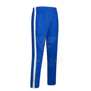 Survêtement de qualité supérieure conçu pour la durabilité, le confort et un look élégant - Product Image 6