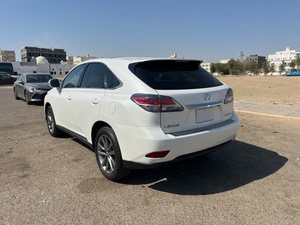 Lexus RX350 d'occasion 2017 avec transmission intégrale GCC, sièges en cuir, automatique, régulateur de vitesse adaptatif, conduite à gauche, moteur essence, caméra arrière 360° - Product Image 5