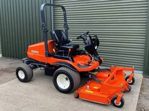 Tondeuse à gazon diesel Kubota F2890 28HP d'origine, équipement de tonte avant robuste pour usage commercial et agricole, livraison rapide - Product Image 5