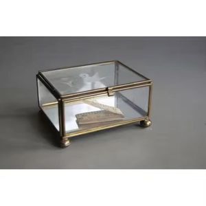 Boîte de rangement de bijoux en fer personnalisée en forme de rectangle avec motif carré pour le stockage de cosmétiques et de bijoux de conception standard - Product Image 4