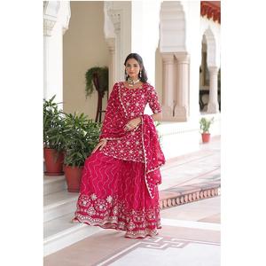 Costume Sharara pour femmes de luxe, brodé, avec une lourde fausse géorgette et un dupatta assorti, pour les mariages et les tenues de fête - Product Image 1