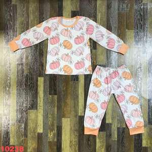 Thanksgiving RTS vente en gros vêtements pour bébés pyjamas doux pour garçons et filles 0-16 <span class=keywords><strong>ans</strong></span> tissu de soie de lait pour l'automne - Product Image 1