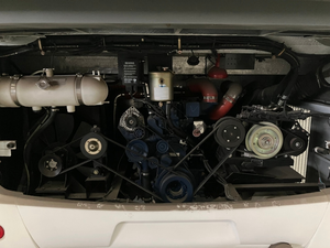 Offre Spéciale 2025 – Bus Touristique 61 Places, Conduite à Gauche, Moteur Diesel, Grand Véhicule de Transport de Passagers - Product Image 3