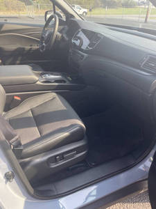 Honda Passport EX-L 2024 Usado en Excelentes Condiciones - Product Image 4