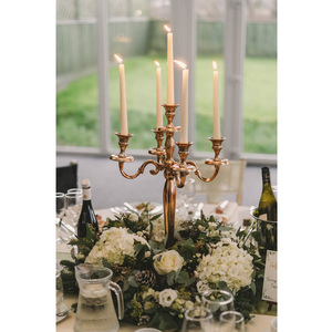 Décoration de table de mariage, candélabre en métal aluminium à 5 bras, bougeoir de grande taille plaqué or à prix raisonnable - Product Image 5